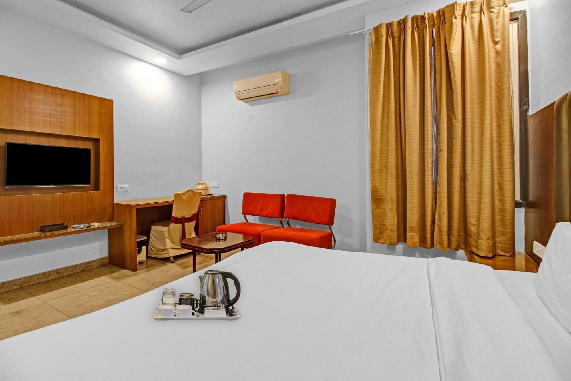 Collection O Surya Hotel Bhopal Exterior photo
