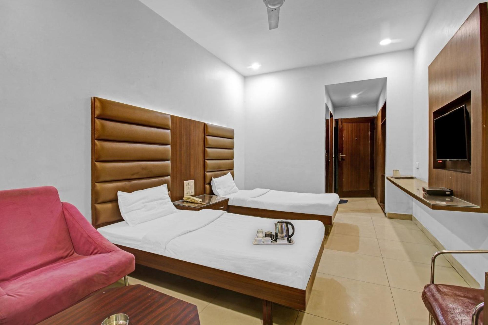 Collection O Surya Hotel Bhopal Exterior photo