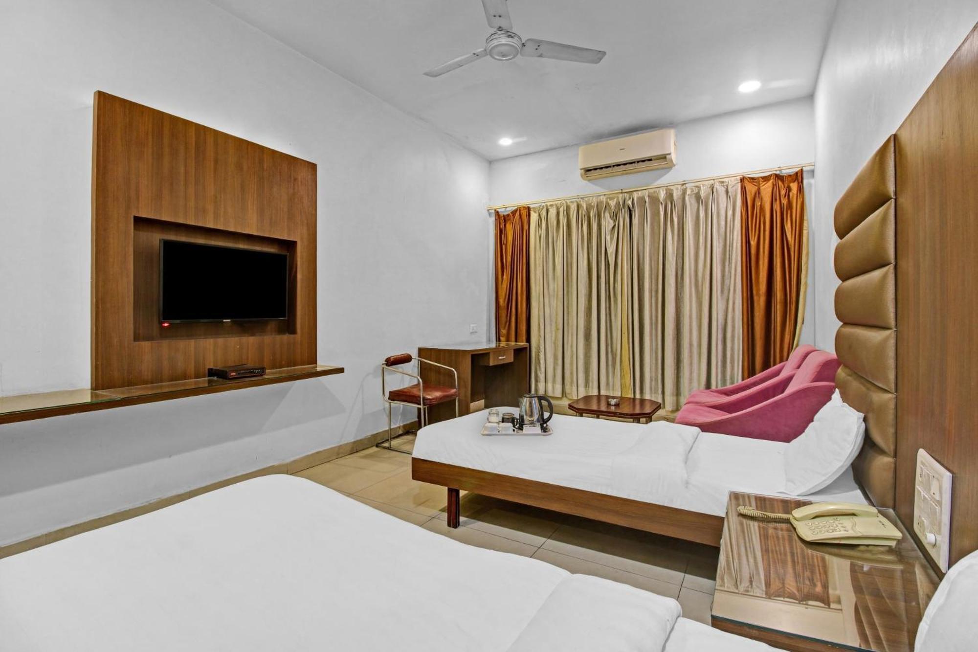 Collection O Surya Hotel Bhopal Exterior photo