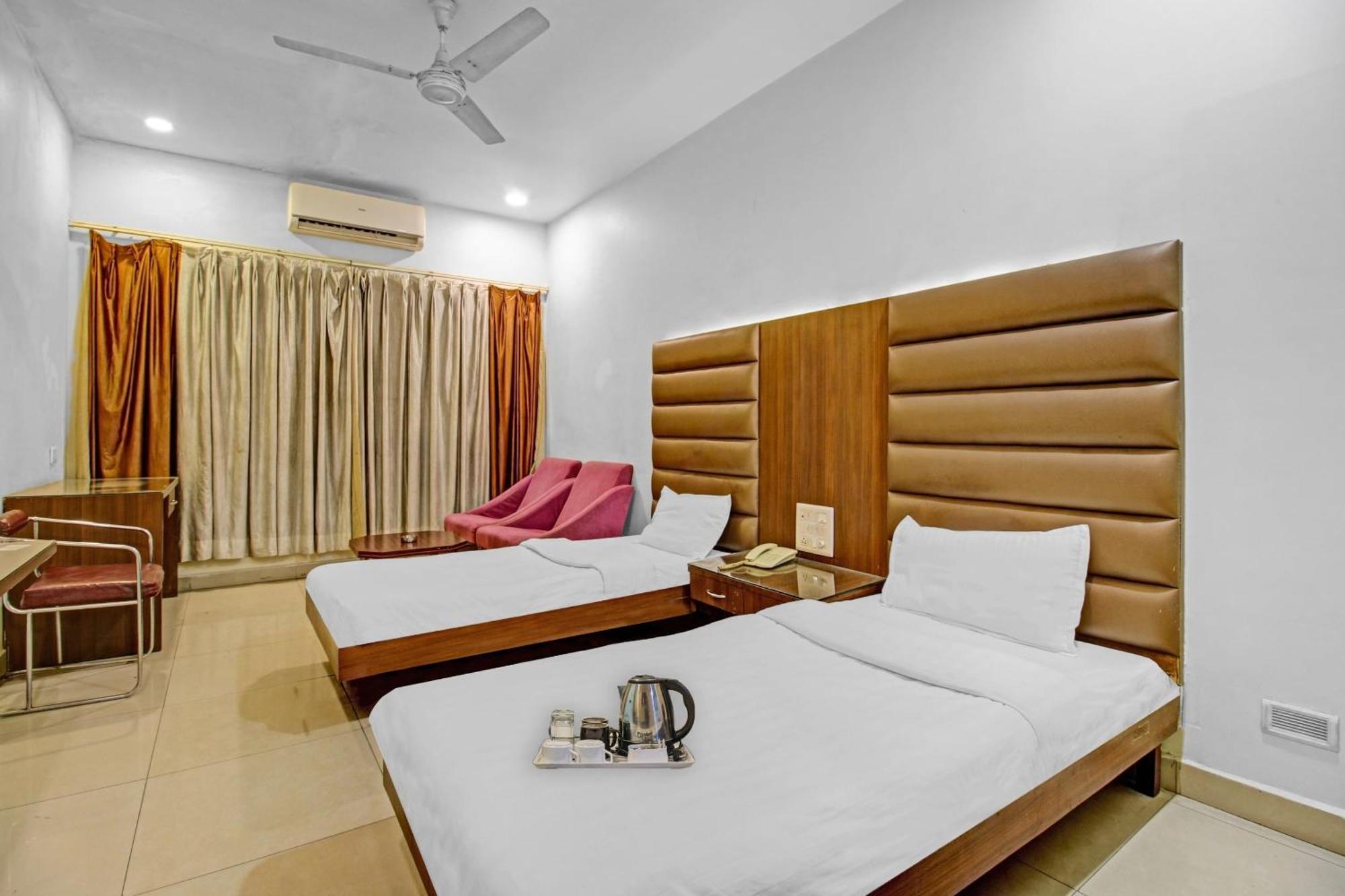 Collection O Surya Hotel Bhopal Exterior photo